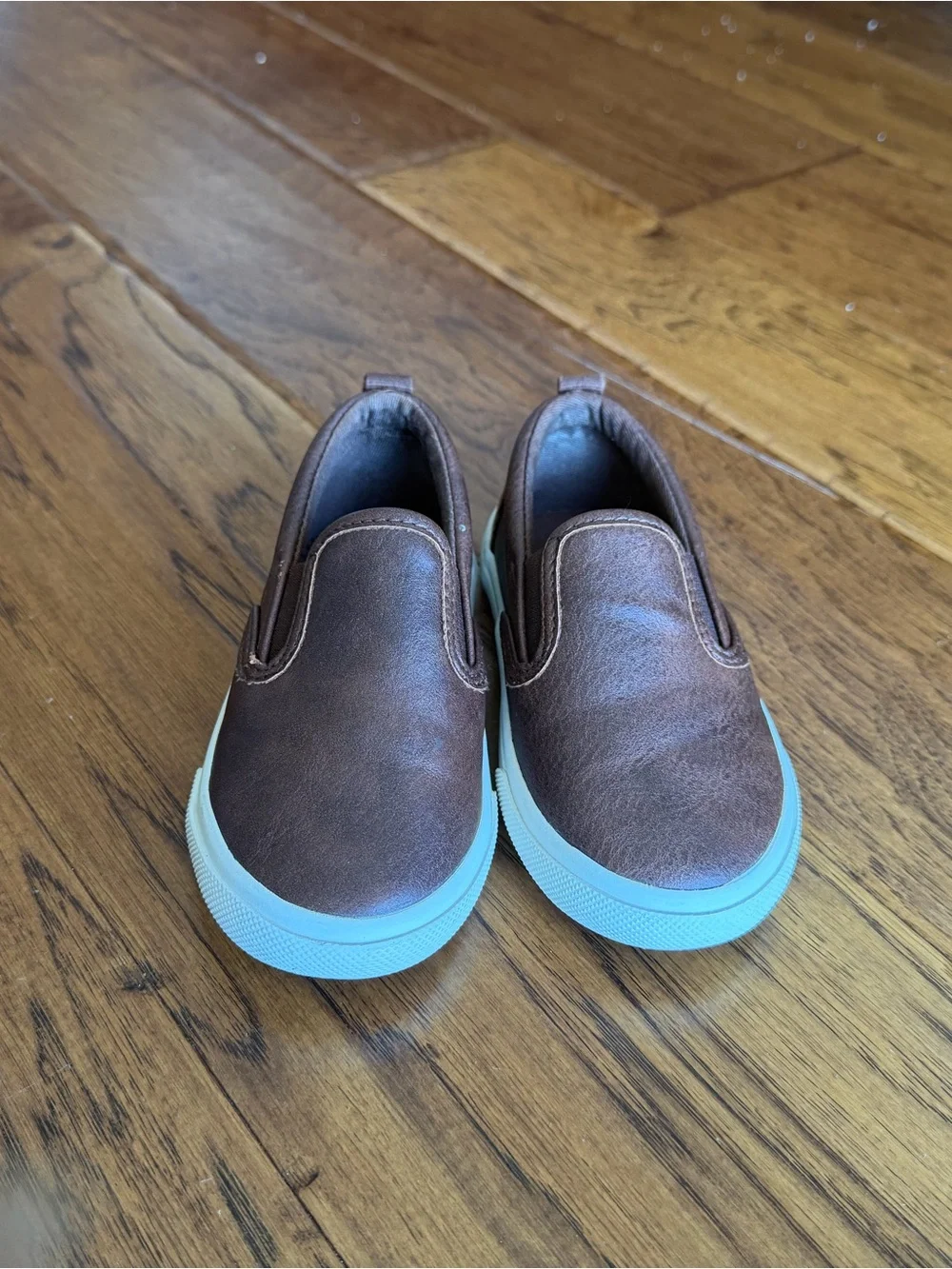 Old Navy Kids Slip-On Shoes in light grey, Light Brown and dark Brown trio